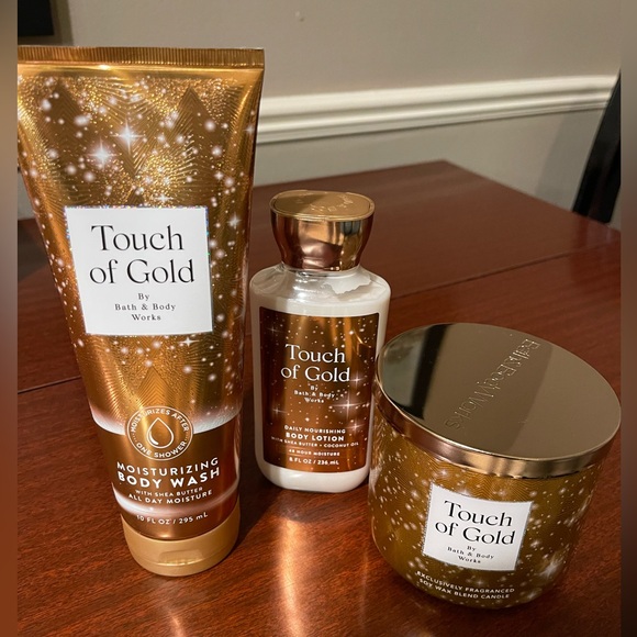 Bath & Body Works - 3 Pc Touch Of Gold Body Wash, Body Lotion & Candle - Picture 2 of 3